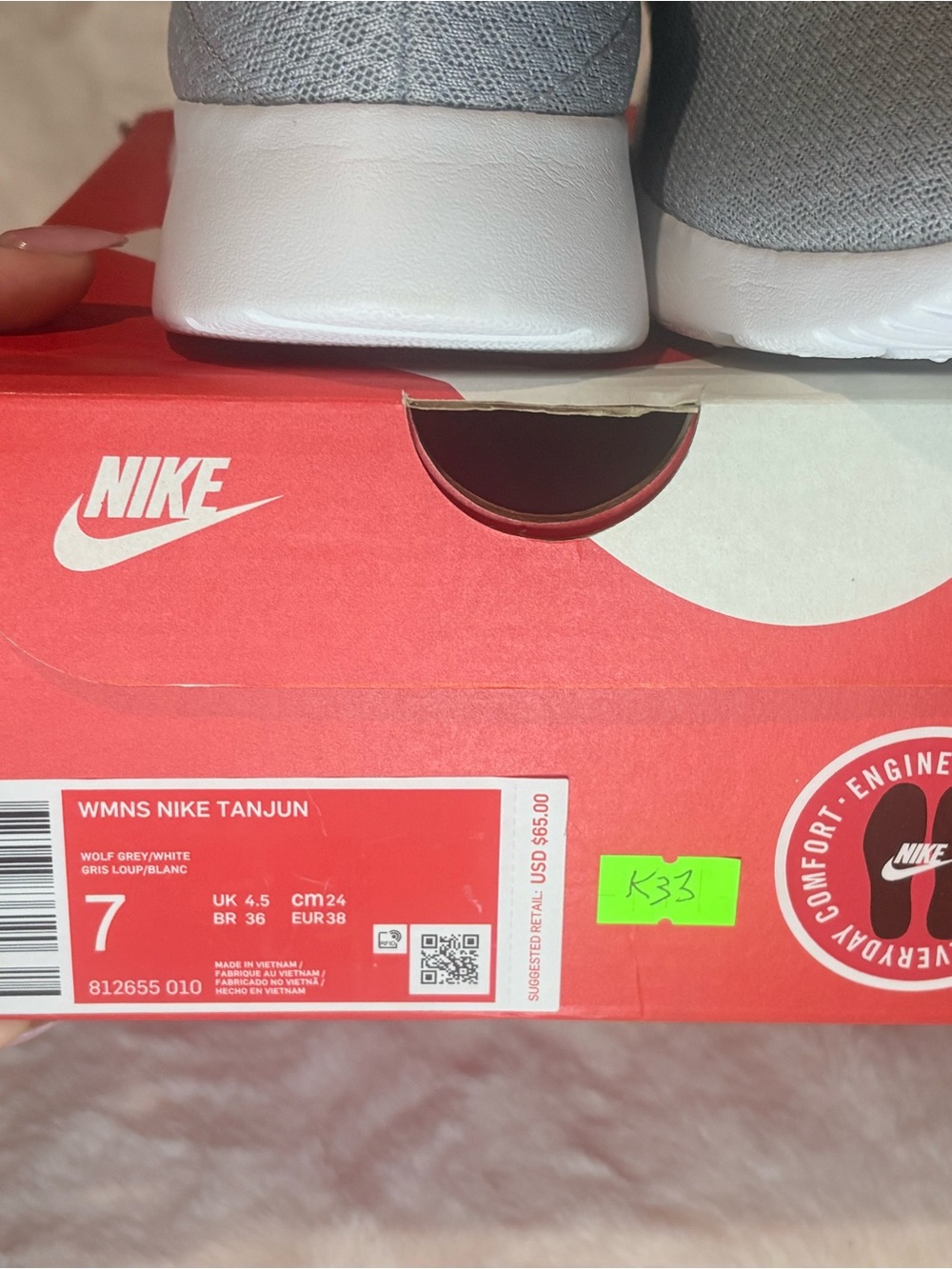 Nike Women's Light Gray Mesh Running Sneakers with White Swoosh - Picture 7 of 14